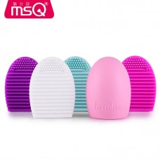 Силиконовая щетка для чистки кисточек MSQ Silicone Egg Brush розовая